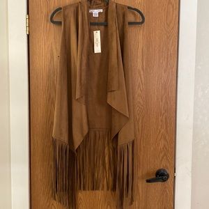 LEATHER LIKE WESTERN FRINGE LONG VEST